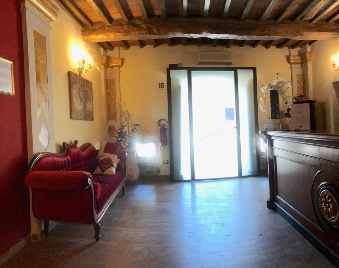 Готель Relais Parco Dei Cavalieri Assisi Petrignano Екстер'єр фото