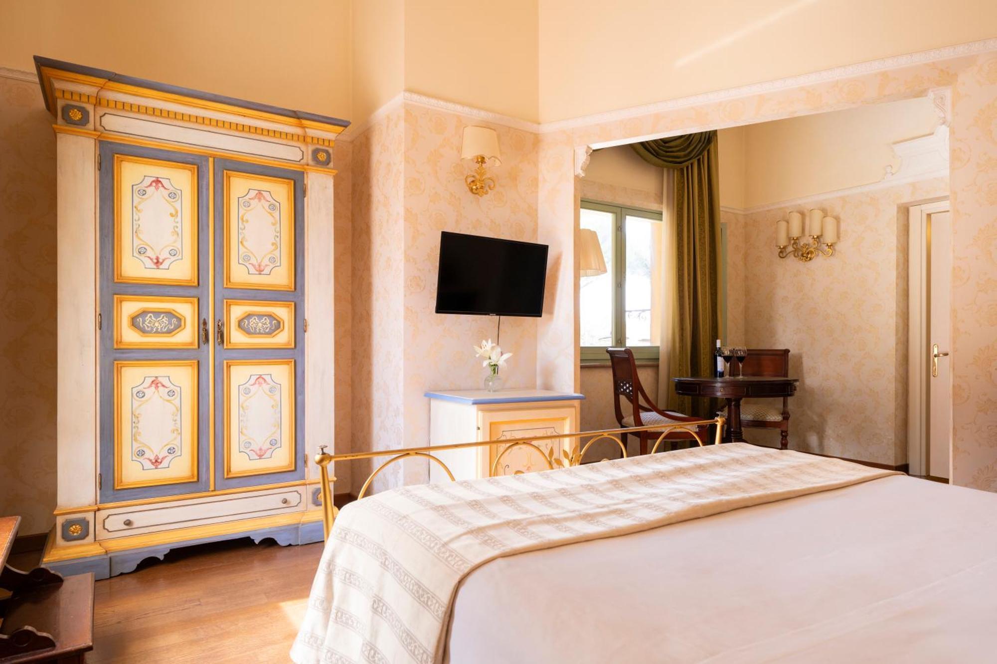 Готель Relais Parco Dei Cavalieri Assisi Petrignano Екстер'єр фото
