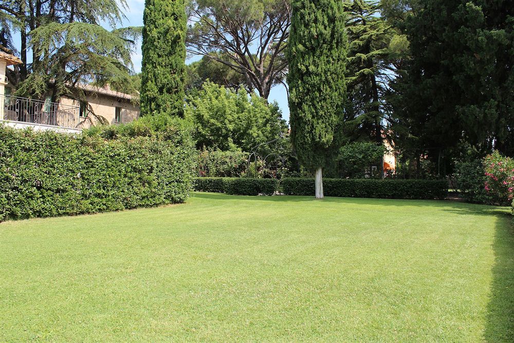 Готель Relais Parco Dei Cavalieri Assisi Petrignano Екстер'єр фото