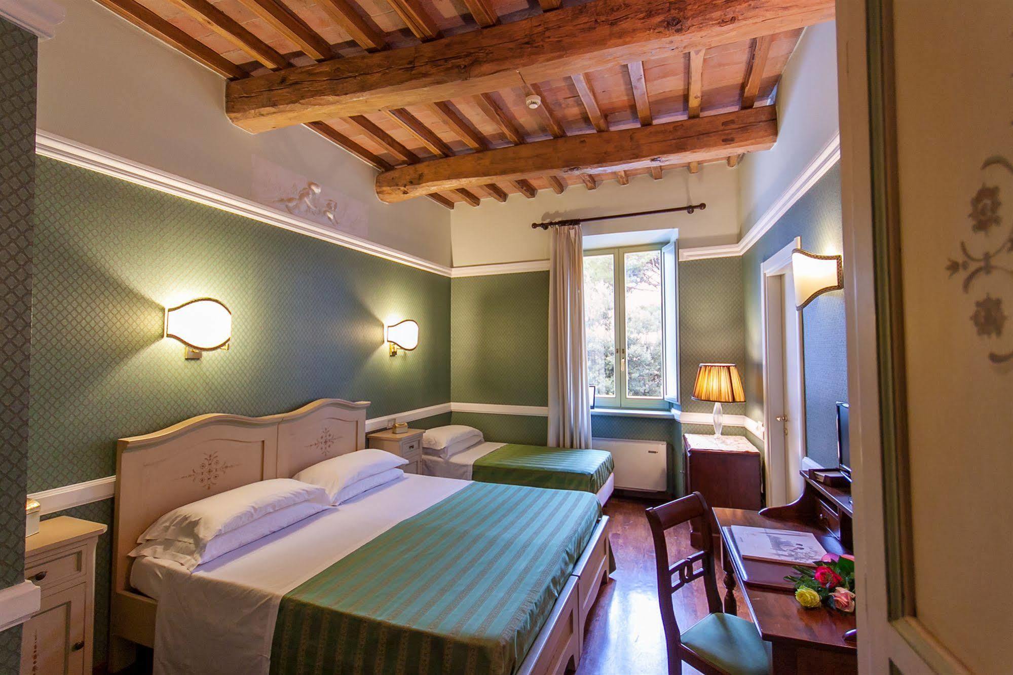 Готель Relais Parco Dei Cavalieri Assisi Petrignano Екстер'єр фото