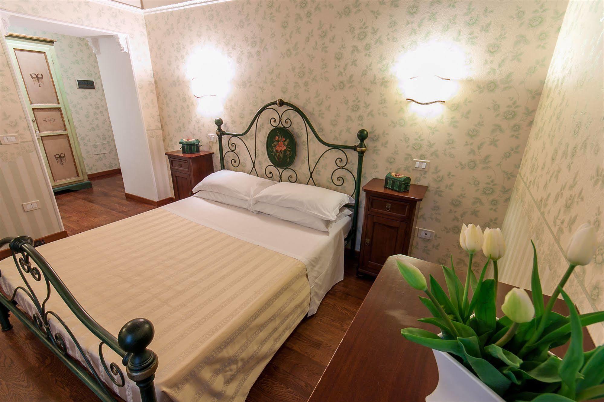 Готель Relais Parco Dei Cavalieri Assisi Petrignano Екстер'єр фото